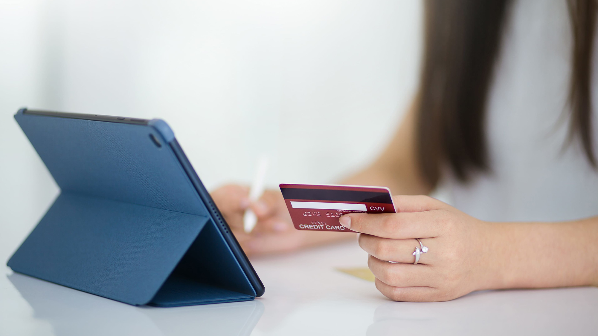 8 Website Elements That Instantly Build Customer Trust
